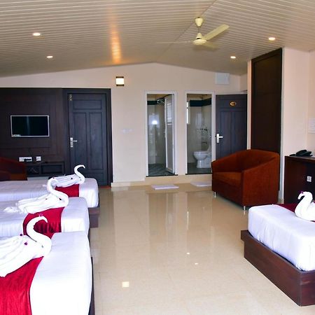 Hotel Coorg Palace Madikeri Esterno foto