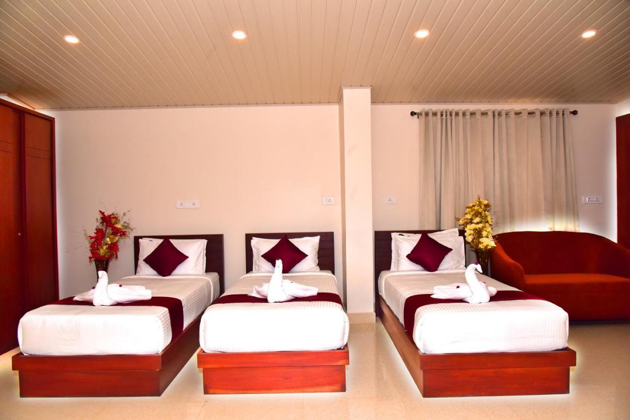 Hotel Coorg Palace Madikeri Esterno foto