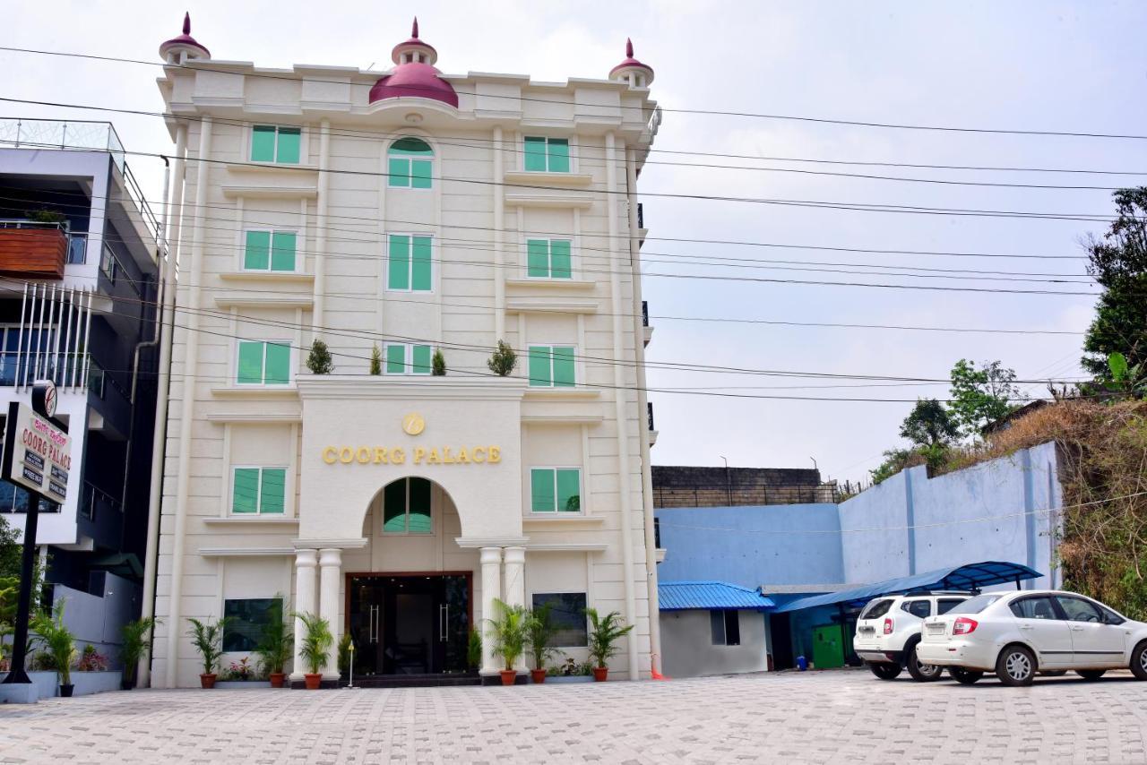 Hotel Coorg Palace Madikeri Esterno foto