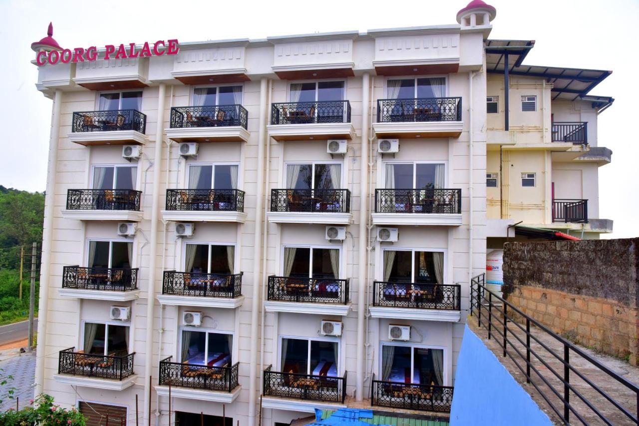 Hotel Coorg Palace Madikeri Esterno foto
